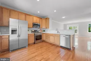 25165 Femoyer Terrace, Chantilly, VA 20152 - Photo 8