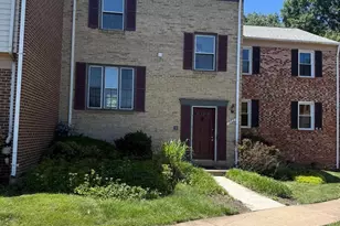 1062 Tottenham Ct, Sterling, VA 20164 - Photo 1