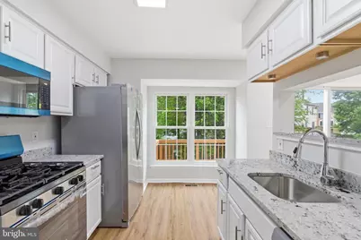 22009 Guilford Station Terrace, Sterling, VA 20166 - Photo 16