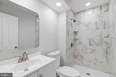 22009 Guilford Station Terrace, Sterling, VA 20166 - Photo 26