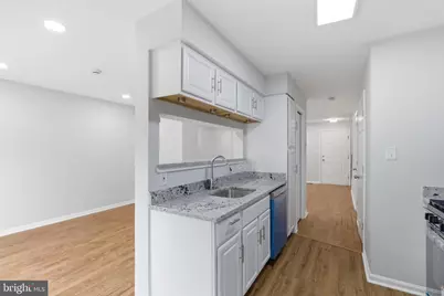 22009 Guilford Station Terrace, Sterling, VA 20166 - Photo 18