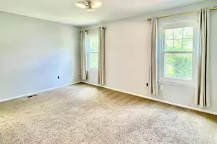 18 Brookmeade Ct, Sterling, VA 20165 - Photo 16