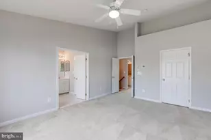25286 McIntyre Sq, Chantilly, VA 20152 - Photo 20