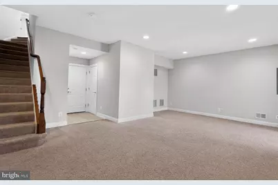 25450 Hopton House Terrace, Chantilly, VA 20152 - Photo 6