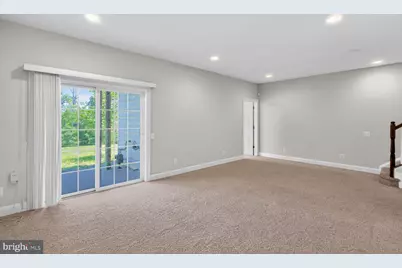 25450 Hopton House Terrace, Chantilly, VA 20152 - Photo 4