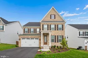 19408 Tuscarora Xing Dr, Leesburg, VA 20175 - Photo 1