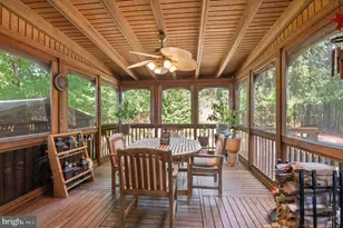 21244 Bullrush Pl, Sterling, VA 20164 - Photo 16