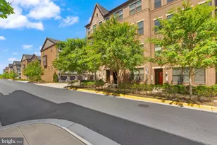 20754 Wood Quay Dr, Sterling, VA 20166 - Photo 2