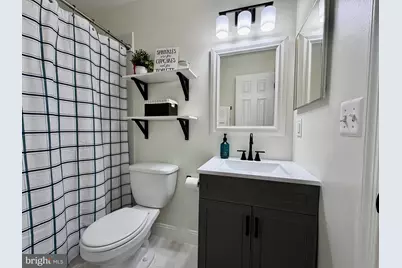 27 Lyndhurst Court, Sterling, VA 20165 - Photo 22