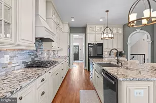 15988 Waterford Crest Pl, Paeonian Springs, VA 20129 - Photo 16