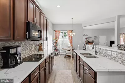 17551 Lethridge Circle, Round Hill, VA 20141 - Photo 12
