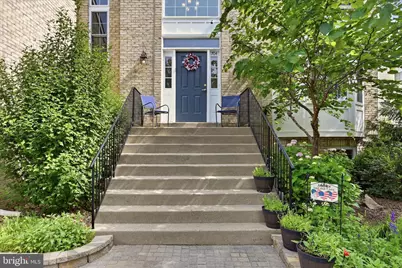 704 Seaton Court SE, Leesburg, VA 20175 - Photo 1