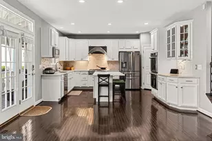 25279 Connor Ct, Aldie, VA 20105 - Photo 16