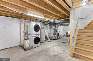 627 Kinvarra Pl, Purcellville, VA 20132 - Photo 50