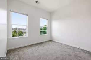 22920 Lacey Oak Terrace, Sterling, VA 20166 - Photo 34
