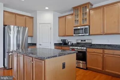 22920 Lacey Oak Terrace, Sterling, VA 20166 - Photo 14