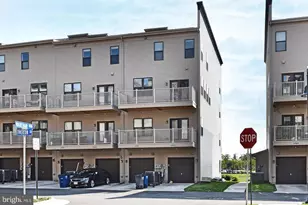 44858 Tiverton Sq, Ashburn, VA 20147 - Photo 4