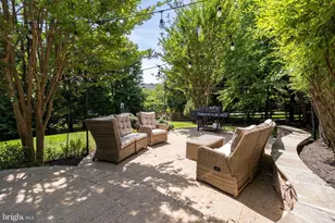24165 Spring Meadow Cir, Aldie, VA 20105 - Photo 10