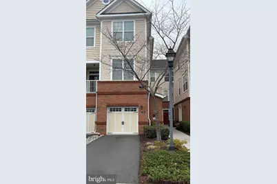 43031 Foxtrail Woods Terrace #106, Ashburn, VA 20148 - Photo 1