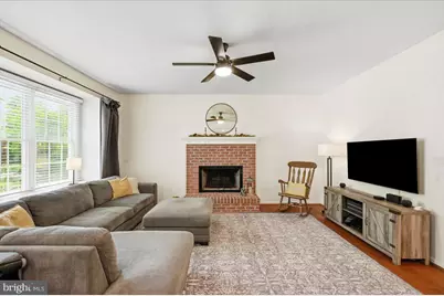 42631 Harris, Chantilly, VA 20152 - Photo 18