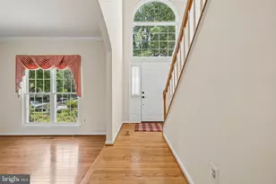 46557 Hollymead Pl, Sterling, VA 20165 - Photo 4