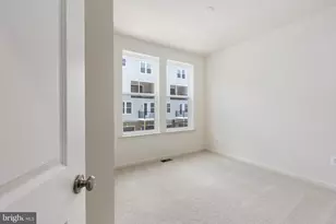 20878 Murry Fls Ter, Ashburn, VA 20147 - Photo 16