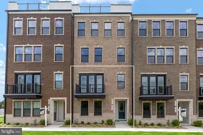 20878 Murry Falls Terrace, Ashburn, VA 20147 - Photo 2