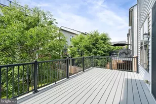 42297 Crawford Ter, Brambleton, VA 20148 - Photo 18