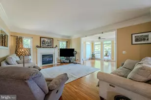 12734 Beebe Ct, Lovettsville, VA 20180 - Photo 6