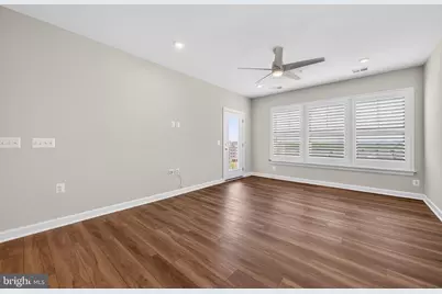 21630 Hawksbill High Circle #405, Sterling, VA 20164 - Photo 16