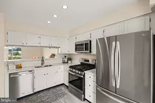 43973 Kitts Hill Terrace, Ashburn, VA 20147 - Photo 4