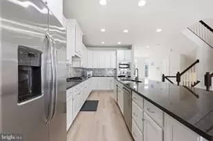24643 Red Lake Terrace, Sterling, VA 20166 - Photo 14