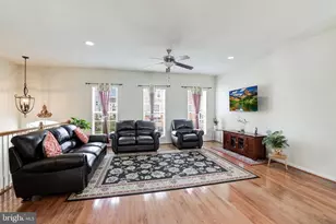 43543 Heritage Gap Terrace, Chantilly, VA 20152 - Photo 8