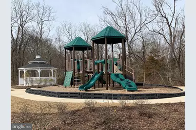 1004 Ribbon Limestone Terrace SE, Leesburg, VA 20175 - Photo 16