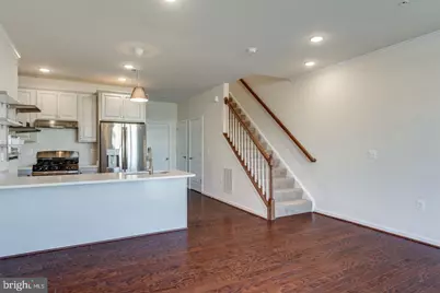 1004 Ribbon Limestone Terrace SE, Leesburg, VA 20175 - Photo 4