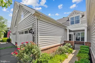 44426 Cruden Bay Dr, Ashburn, VA 20147 - Photo 4