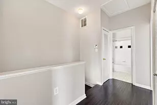 21790 Dragons Green Square, Ashburn, VA 20147 - Photo 20