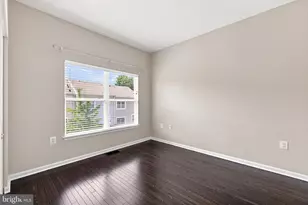 21790 Dragons Green Square, Ashburn, VA 20147 - Photo 30