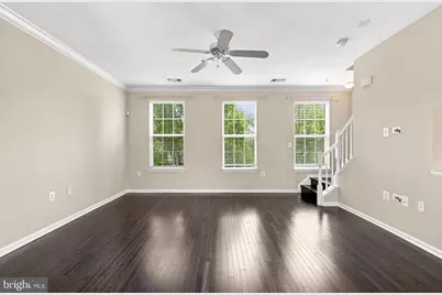 21790 Dragons Green Square, Ashburn, VA 20147 - Photo 8