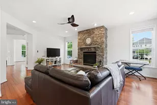 42022 Zircon Dr, Aldie, VA 20105 - Photo 6