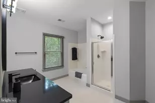 18429 Woodburn Rd, Leesburg, VA 20175 - Photo 42