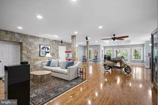 18429 Woodburn Rd, Leesburg, VA 20175 - Photo 54