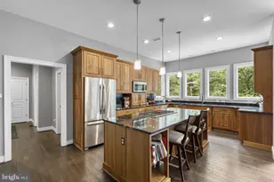 18429 Woodburn Rd, Leesburg, VA 20175 - Photo 16