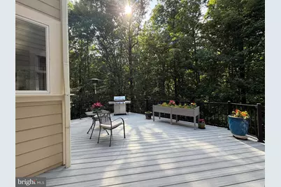 18429 Woodburn Road, Leesburg, VA 20175 - Photo 2