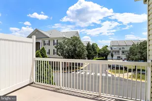 42526 Mayflower Terrace, Brambleton, VA 20148 - Photo 38