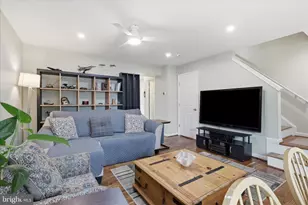 310 Stable View Terrace NE, Leesburg, VA 20176 - Photo 12