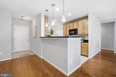 25320 Lake Mist Square #103, Chantilly, VA 20152 - Photo 4