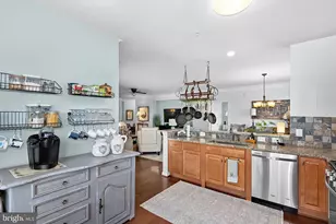 20515 Little Creek Terrace, Ashburn, VA 20147 - Photo 18