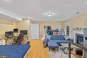 18489 Sierra Springs Square, Leesburg, VA 20176 - Photo 20