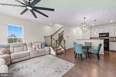 43419 Town Gate Square, Chantilly, VA 20152 - Photo 8